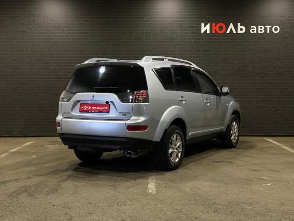 Mitsubishi Outlander II с пробегом 2007 года, цена 970 000 рублей, 283201 км, внедорожник, Автокод Объявления