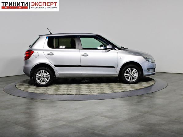 Skoda Fabia II Рестайлинг с пробегом 2013 года, цена 637 000 рублей, 197394 км, хэтчбек, Автокод Объявления