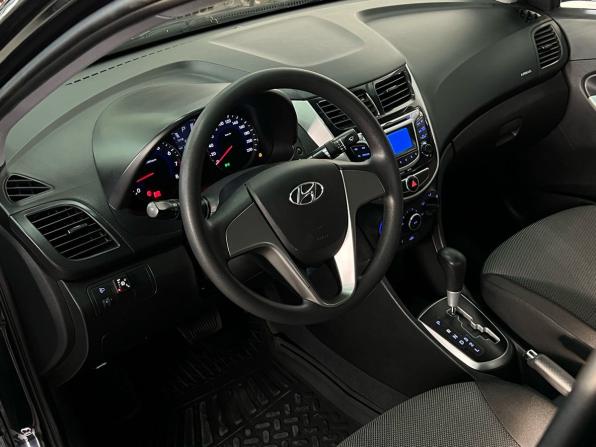 Hyundai Solaris I с пробегом 2013 года, цена 850 000 рублей, 191409 км, седан, Автокод Объявления