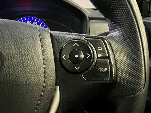 Toyota Corolla XI (E160 E170) Рестайлинг 2 с пробегом 2019 года, цена 1 331 000 рублей, 228549 км, универсал, Автокод Объявления