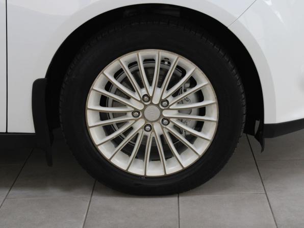 Ford Focus III с пробегом 2012 года, цена 909 900 рублей, 181474 км, универсал, Автокод Объявления