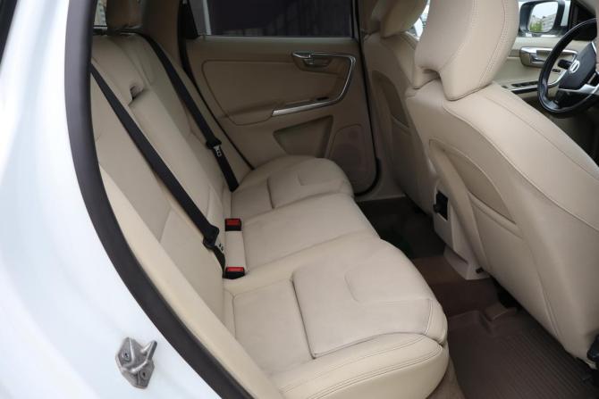 Volvo XC60 I Рестайлинг с пробегом 2013 года, цена 1 399 000 рублей, 251000 км, внедорожник, Автокод Объявления