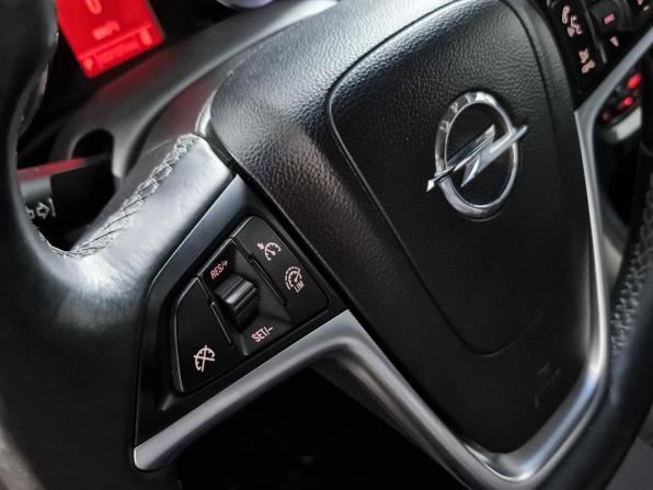 Opel Astra J Рестайлинг с пробегом 2013 года, цена 789 000 рублей, 189125 км, хэтчбек, Автокод Объявления