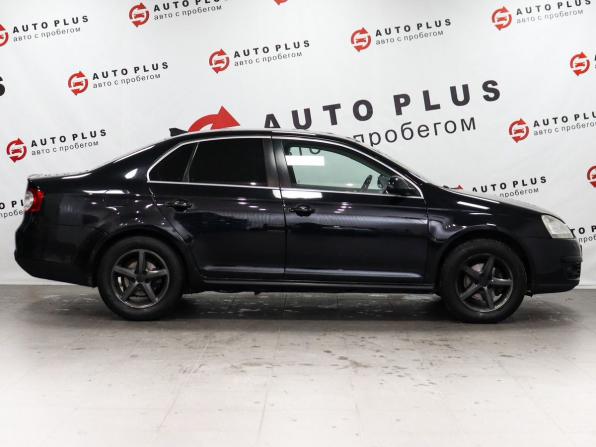 Volkswagen Jetta V с пробегом 2010 года, цена 679 000 рублей, 257290 км, седан, Автокод Объявления