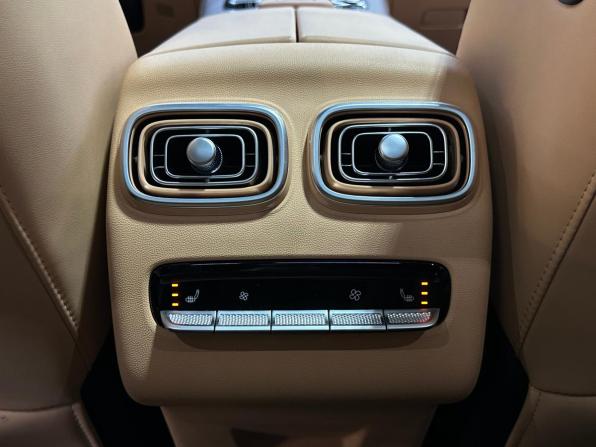 Jaecoo J8 с пробегом 2024 года, цена 3 430 000 рублей, 3960 км, внедорожник, Автокод Объявления