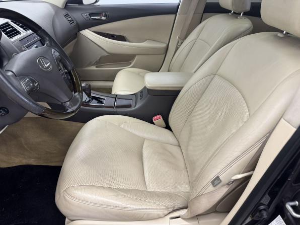 Lexus ES V Рестайлинг с пробегом 2010 года, цена 1 160 000 рублей, 353093 км, седан, Автокод Объявления