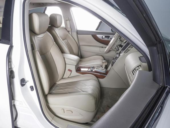 Infiniti QX70 с пробегом 2016 года, цена 2 350 000 рублей, 137877 км, внедорожник, Автокод Объявления