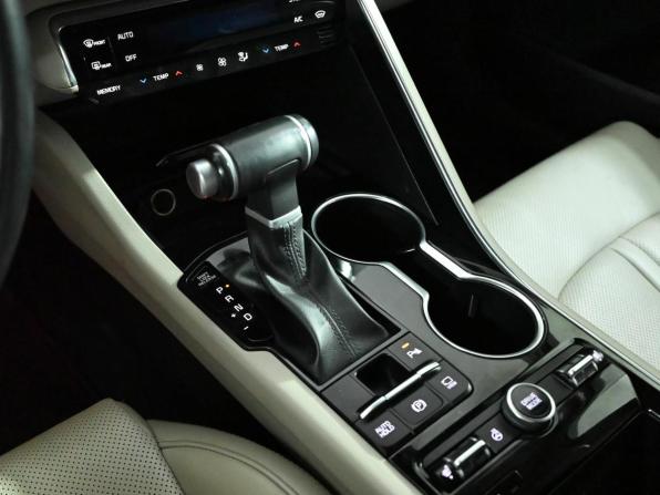 Kia K5 III с пробегом 2020 года, цена 2 680 000 рублей, 68450 км, седан, Автокод Объявления