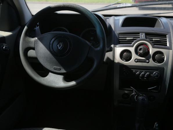 Renault Megane II с пробегом 2005 года, цена 295 000 рублей, 336000 км, седан, Автокод Объявления