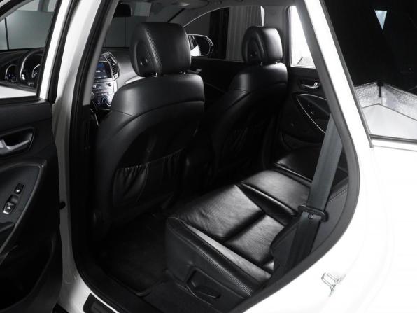 Hyundai Santa Fe III Рестайлинг с пробегом 2016 года, цена 2 589 000 рублей, 231069 км, внедорожник, Автокод Объявления