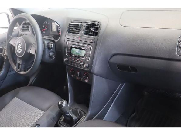 Volkswagen Polo V с пробегом 2014 года, цена 694 000 рублей, 118215 км, седан, Автокод Объявления