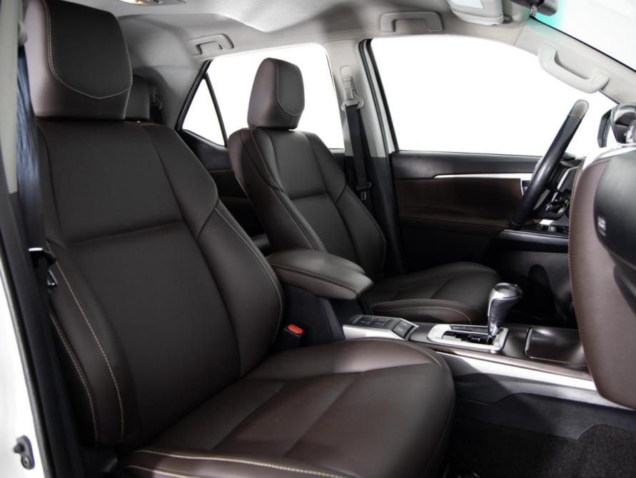 Toyota Fortuner II Санкт-Петербург  - изображение 12