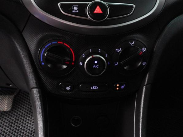 Hyundai Solaris I с пробегом 2014 года, цена 730 000 рублей, 156787 км, седан, Автокод Объявления