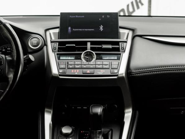 Lexus NX I с пробегом 2015 года, цена 2 650 000 рублей, 173448 км, внедорожник, Автокод Объявления