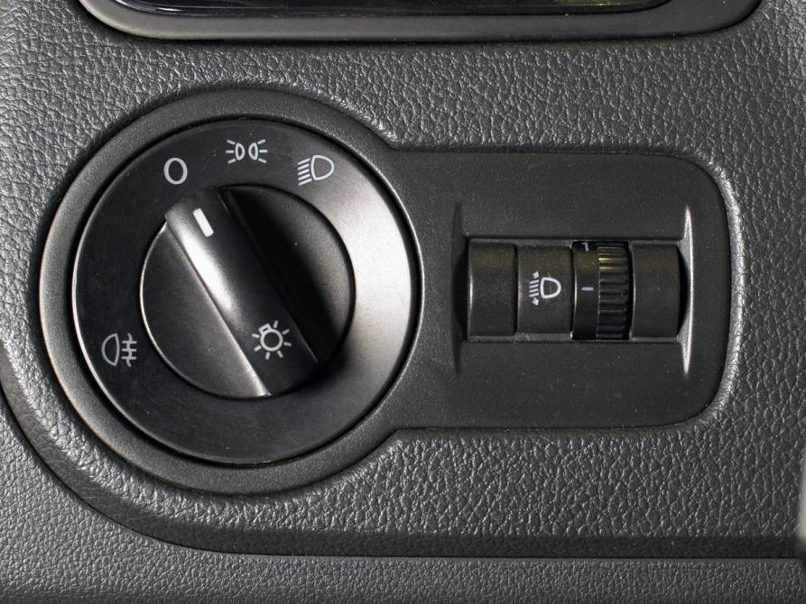 Volkswagen Polo V Рестайлинг Кемерово  - изображение 19