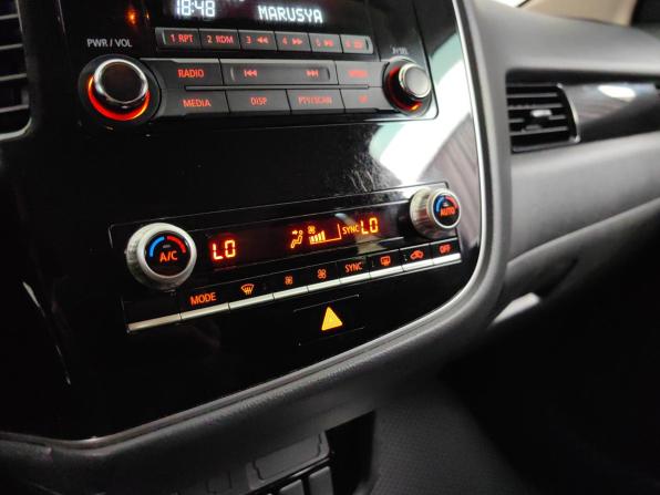 Mitsubishi Outlander III Рестайлинг 3 с пробегом 2021 года, цена 2 449 000 рублей, 92208 км, внедорожник, Автокод Объявления