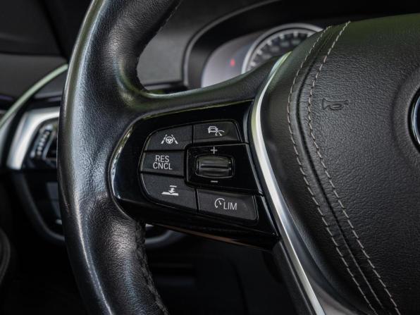 BMW 5 серии VII (G30/G31/G38) с пробегом 2017 года, цена 2 850 000 рублей, 153391 км, седан, Автокод Объявления