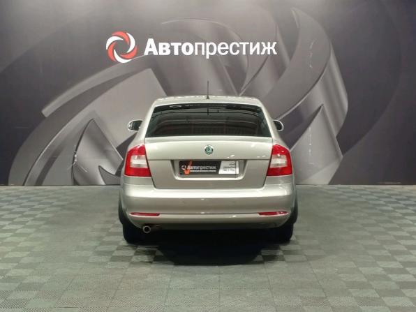 Skoda Octavia II (A5) Рестайлинг с пробегом 2012 года, цена 900 000 рублей, 234878 км, лифтбек, Автокод Объявления