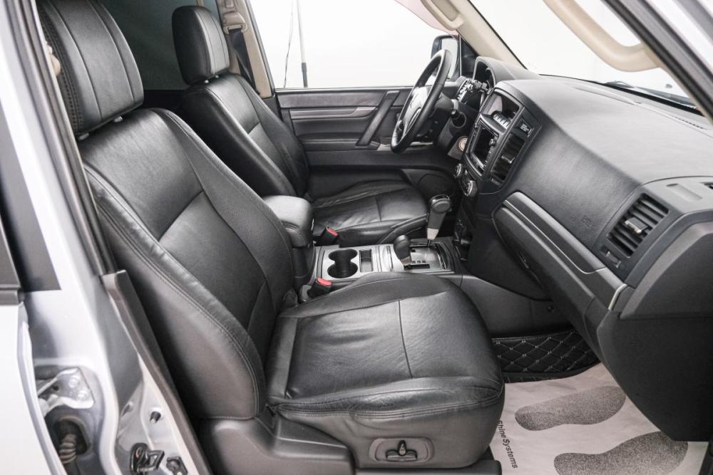 Mitsubishi Pajero IV Рестайлинг 1 Красноярск  - изображение 14