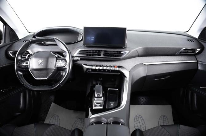 Peugeot 3008 II Рестайлинг с пробегом 2021 года, цена 2 429 000 рублей, 90325 км, внедорожник, Автокод Объявления