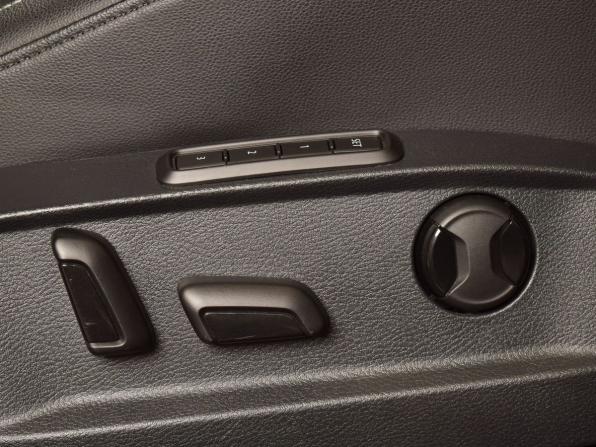 Volkswagen Golf VII Рестайлинг с пробегом 2020 года, цена 1 805 997 рублей, 60394 км, хэтчбек, Автокод Объявления