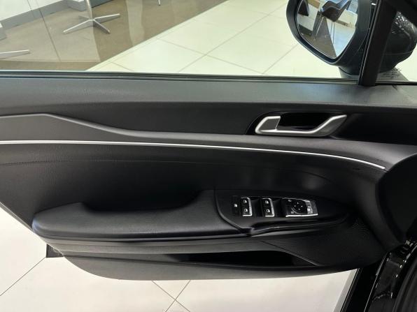 Kia K5 III с пробегом 2020 года, цена 2 340 000 рублей, 132256 км, седан, Автокод Объявления