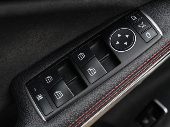 Mercedes-Benz CLA I (C117 X117) Рестайлинг с пробегом 2016 года, цена 1 925 000 рублей, 90190 км, седан, Автокод Объявления