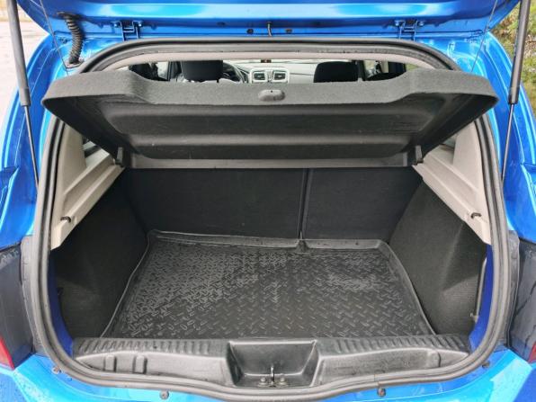 Renault Sandero II с пробегом 2015 года, цена 849 000 рублей, 121700 км, хэтчбек, Автокод Объявления