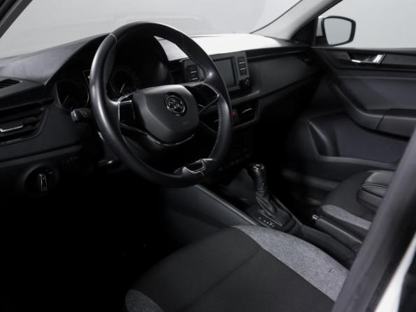 Skoda Rapid II с пробегом 2022 года, цена 1 890 000 рублей, 65466 км, лифтбек, Автокод Объявления