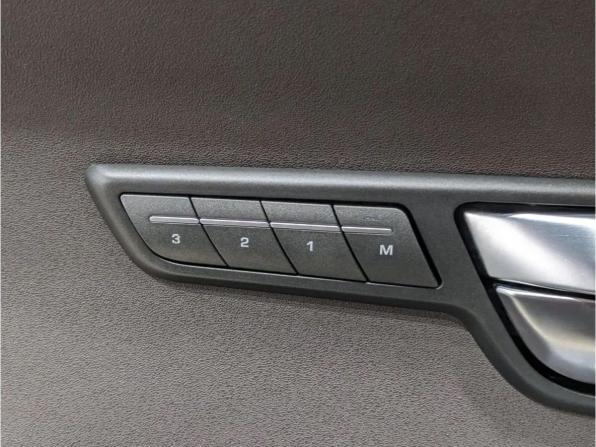 Land Rover Range Rover Evoque I с пробегом 2012 года, цена 1 715 000 рублей, 214191 км, внедорожник, Автокод Объявления