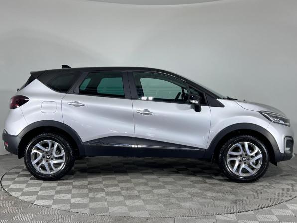 Renault Kaptur I Рестайлинг с пробегом 2020 года, цена 1 575 000 рублей, 84252 км, внедорожник, Автокод Объявления