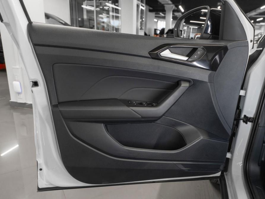 Volkswagen Tharu XR Москва  - изображение 14