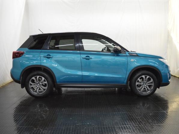 Suzuki Vitara II Рестайлинг с пробегом 2021 года, цена 2 050 000 рублей, 32182 км, внедорожник, Автокод Объявления