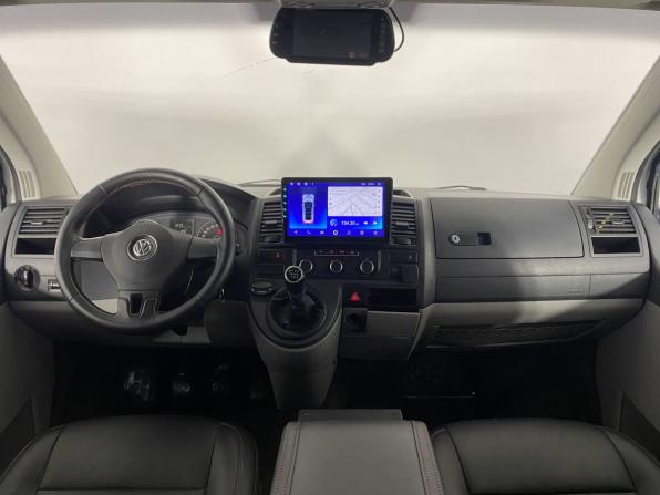 Volkswagen Caravelle T5 Рестайлинг с пробегом 2010 года, цена 1 990 000 рублей, 252136 км, минивэн, Автокод Объявления