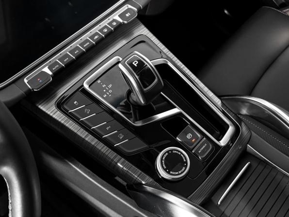 Geely Atlas Pro с пробегом 2023 года, цена 1 950 000 рублей, 62789 км, внедорожник, Автокод Объявления