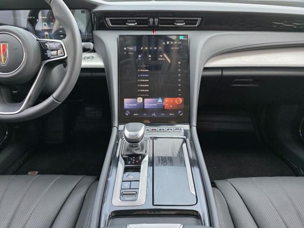 Hongqi H5 II с пробегом 2024 года, цена 4 360 000 рублей, 1804 км, седан, Автокод Объявления