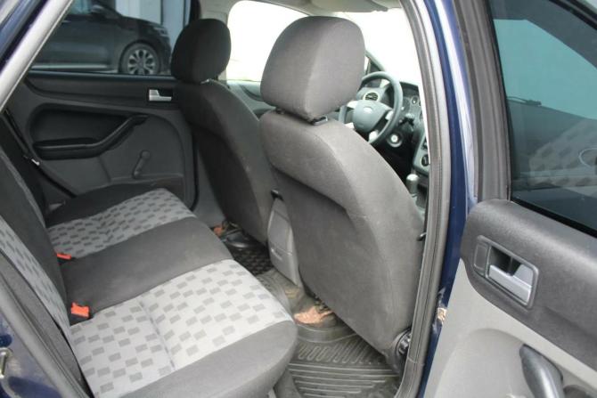Ford Focus II с пробегом 2007 года, цена 330 000 рублей, 111000 км, седан, Автокод Объявления