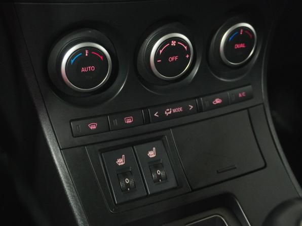 Mazda 3 II (BL) Рестайлинг с пробегом 2012 года, цена 925 000 рублей, 190865 км, седан, Автокод Объявления