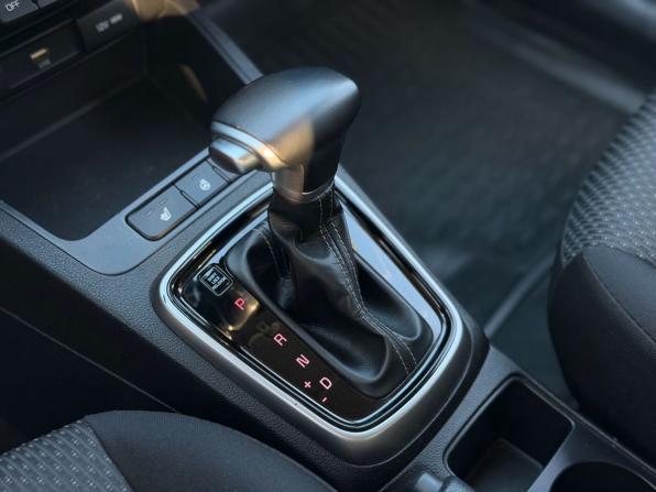 Kia Rio IV Рестайлинг с пробегом 2020 года, цена 1 689 000 рублей, 69300 км, седан, Автокод Объявления