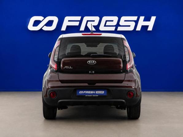 Kia Soul II Рестайлинг с пробегом 2017 года, цена 1 585 444 рубля, 69359 км, хэтчбек, Автокод Объявления