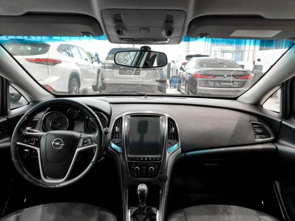 Opel Astra J с пробегом 2011 года, цена 640 000 рублей, 164651 км, хэтчбек, Автокод Объявления