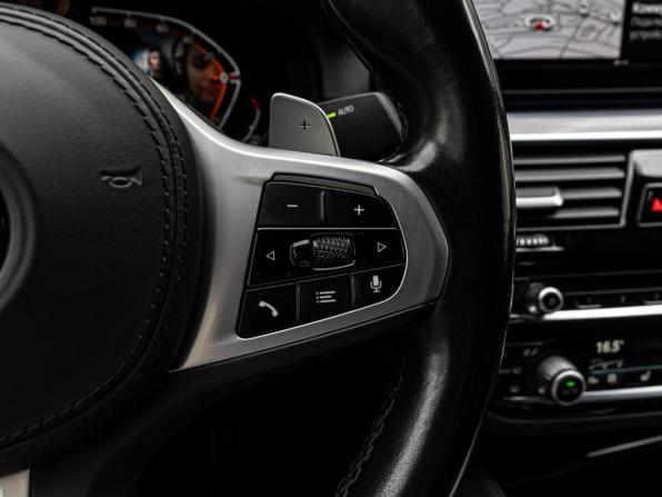 BMW 5 серии VII (G30/G31/G38) Рестайлинг с пробегом 2020 года, цена 5 095 000 рублей, 107267 км, седан, Автокод Объявления
