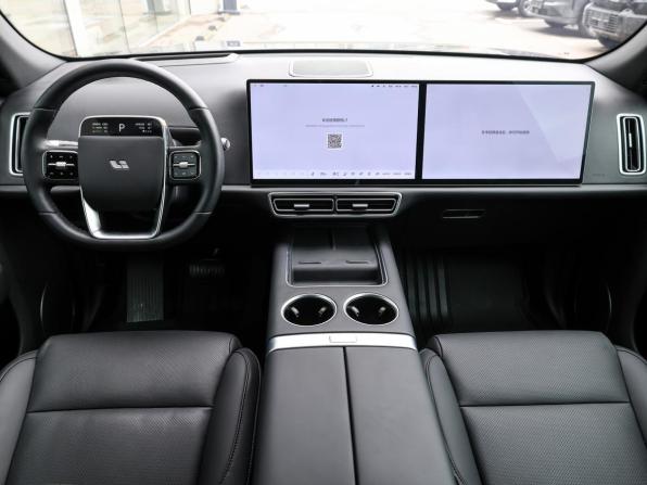 Li Auto (Lixiang) L7 I Рестайлинг с пробегом 2025 года, цена 7 598 000 рублей, 9084 км, внедорожник, Автокод Объявления