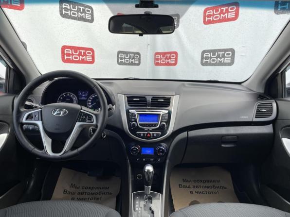 Hyundai Solaris I с пробегом 2012 года, цена 700 000 рублей, 229499 км, седан, Автокод Объявления