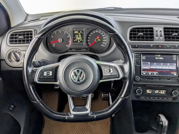 Volkswagen Polo V Рестайлинг с пробегом 2018 года, цена 1 170 000 рублей, 129355 км, седан, Автокод Объявления