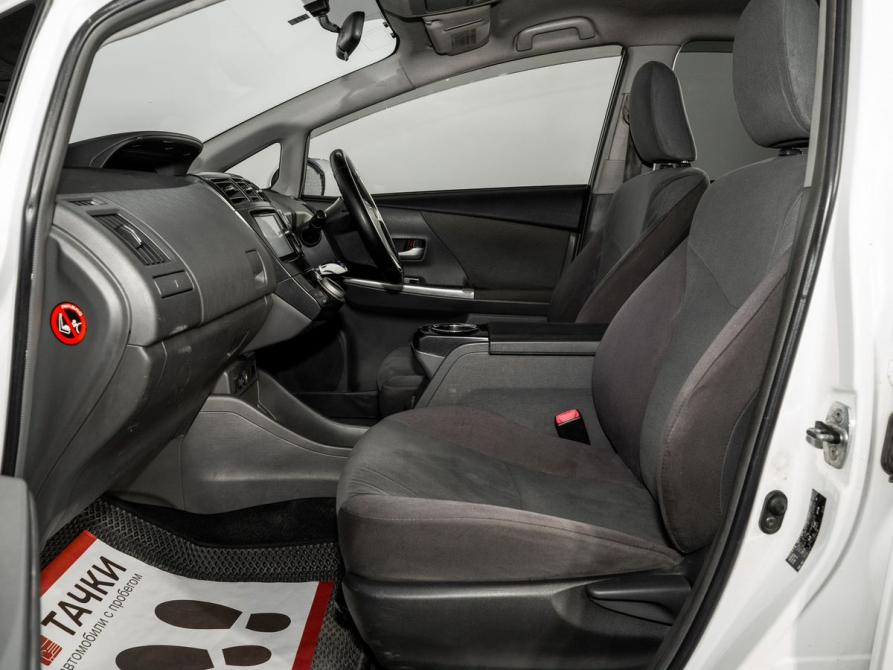 Toyota Prius Alpha I (ZVW40/41) Иркутск  - изображение 6