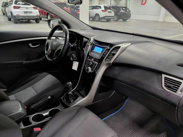 Hyundai i30 II с пробегом 2013 года, цена 799 000 рублей, 133001 км, хэтчбек, Автокод Объявления