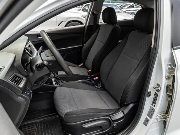 Hyundai Solaris II Рестайлинг с пробегом 2020 года, цена 1 348 000 рублей, 78505 км, седан, Автокод Объявления