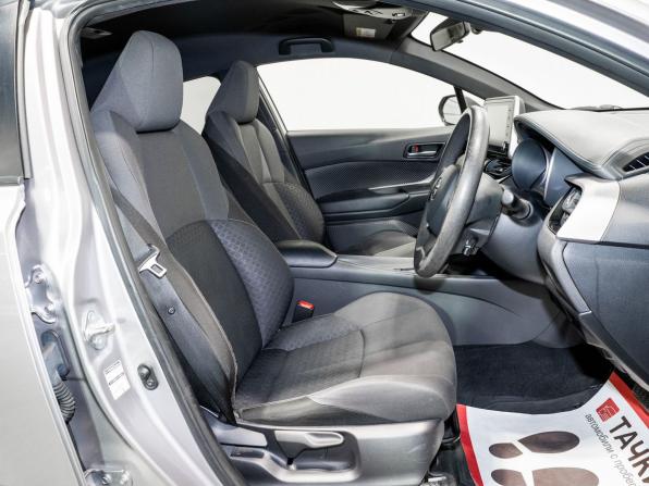 Toyota C-HR I Рестайлинг с пробегом 2019 года, цена 1 865 000 рублей, 94800 км, внедорожник, Автокод Объявления