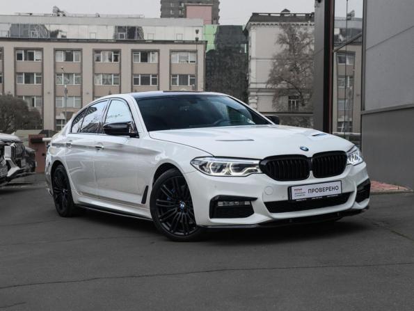 BMW 5 серии VII (G30/G31/G38) с пробегом 2017 года, цена 3 699 000 рублей, 189000 км, седан, Автокод Объявления